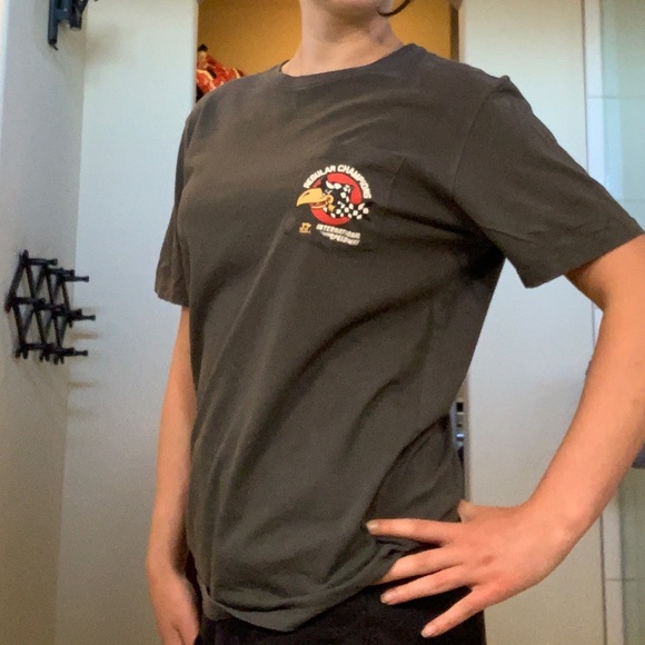 Grey JJ Originals Tee with Pocket on front Size US Medium - Picture 6 of 7